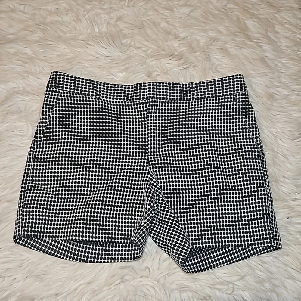 Banana Republic Black & White Twill Shorts – Size 8